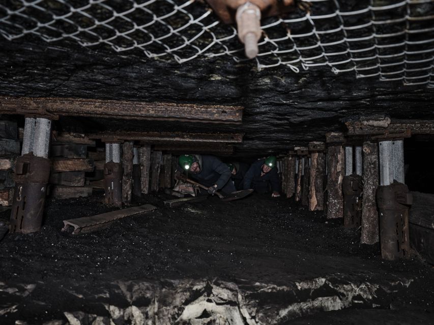 Longyearbyen: Historic Coal Mine Tour at Gruve 3 - What the tour tells you about Svalbard’s people