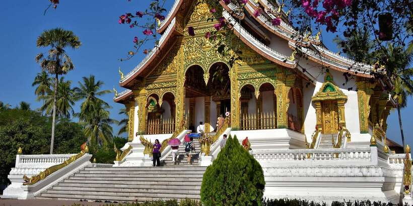 Luang Prabang: UNESCO World Heritage City Highlights Tour - Guides, transport, and the pace of the day