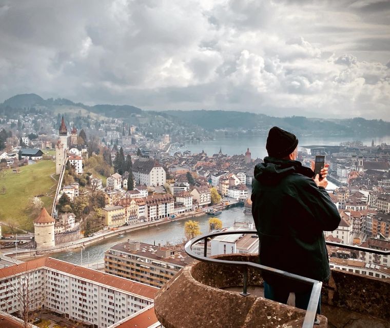Lucerne CH Tour: Cheese, Chocolate, Chapel Bridge & Chateau - Up to Lucerne Castle by scenic lift