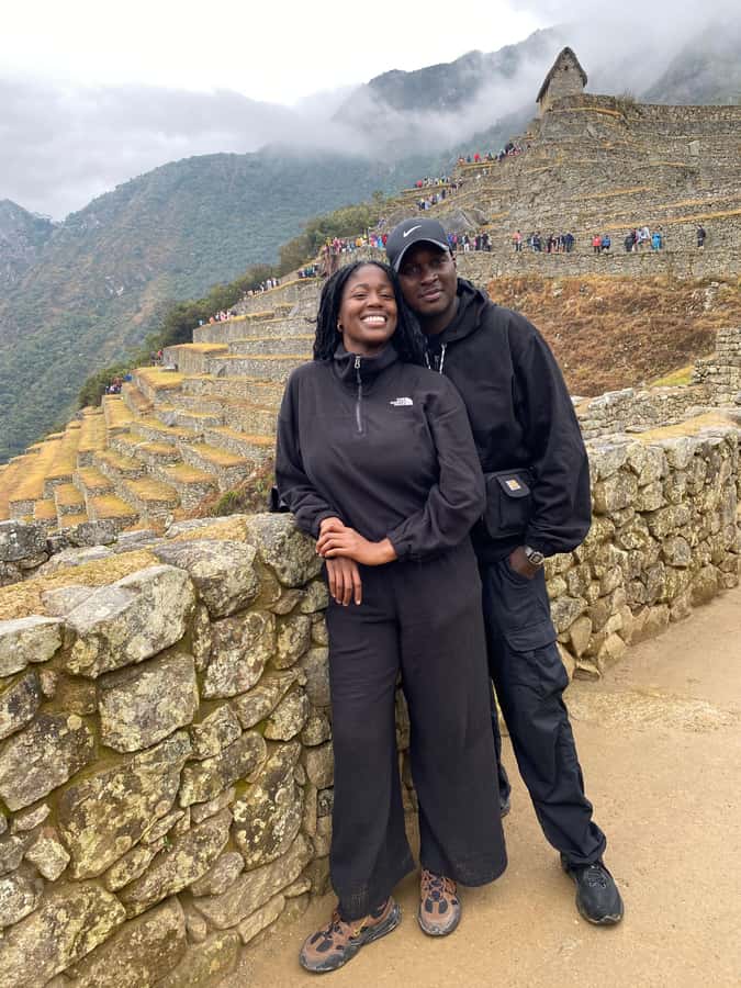 Machu Picchu: historical and photographic guided tour - Meeting in Aguas Calientes and riding up to the citadel