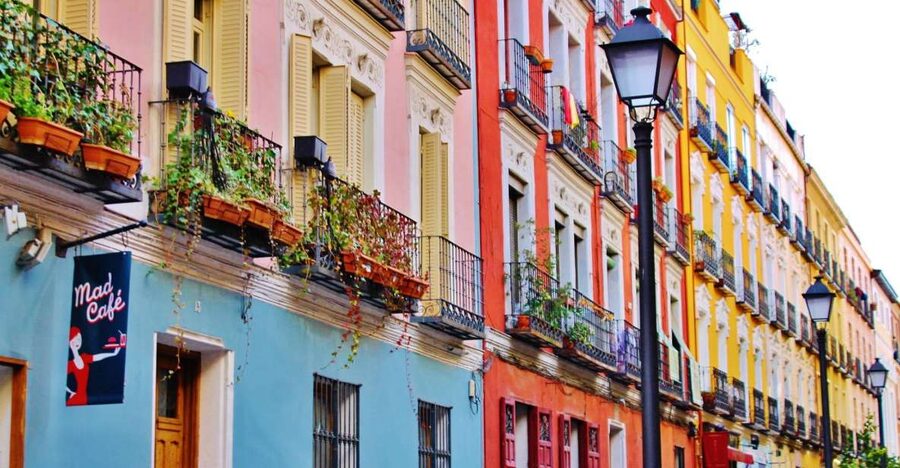 Madrid Historical in French (petit comité & private) - Price, Timing, Weather, and Practical Details