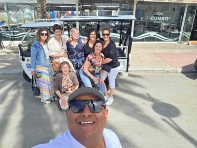 Tuk-tuk tour of the historic center and highlights