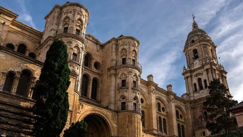 Málaga: 2-Hour Historical Center & Cathedral Tour - Why the cathedral gives this short tour its purpose