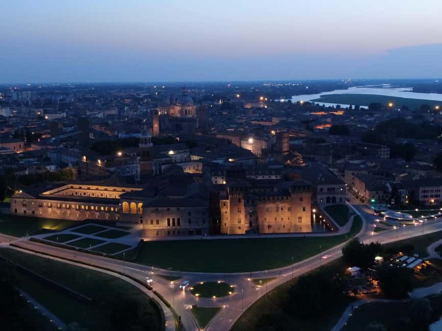 MANTOVAGANDO: Exploring Mantua's Historic Center - Broletto Square and the city’s public face