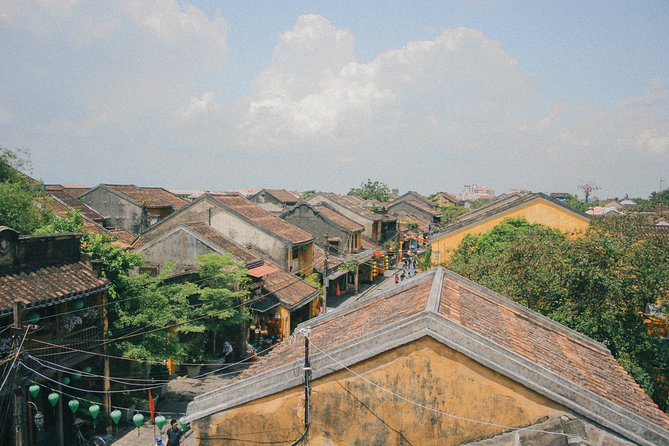 Marble Mountains - Hoi An Ancient Town Sunset Daily Ingroup Tour - Dinner: convenient, local, and not the main reason to book