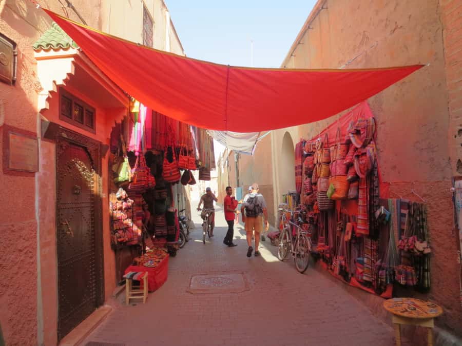 Marrakech: Historical Discovery Tour - Why the guide matters more than the timetable