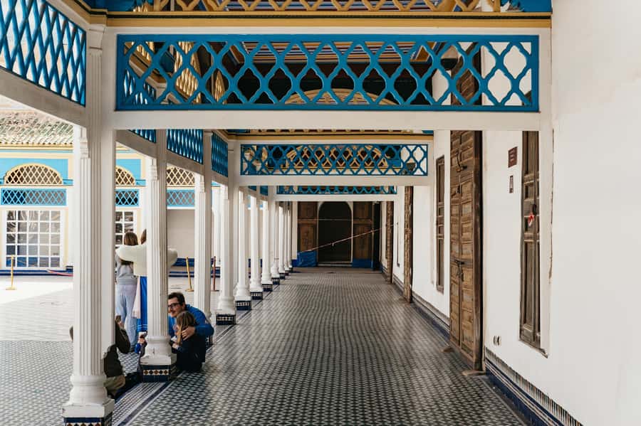 Marrakech: Saadian Tombs & Bahia Palace, Medina Guided Tour - The souks, where the tour becomes practical