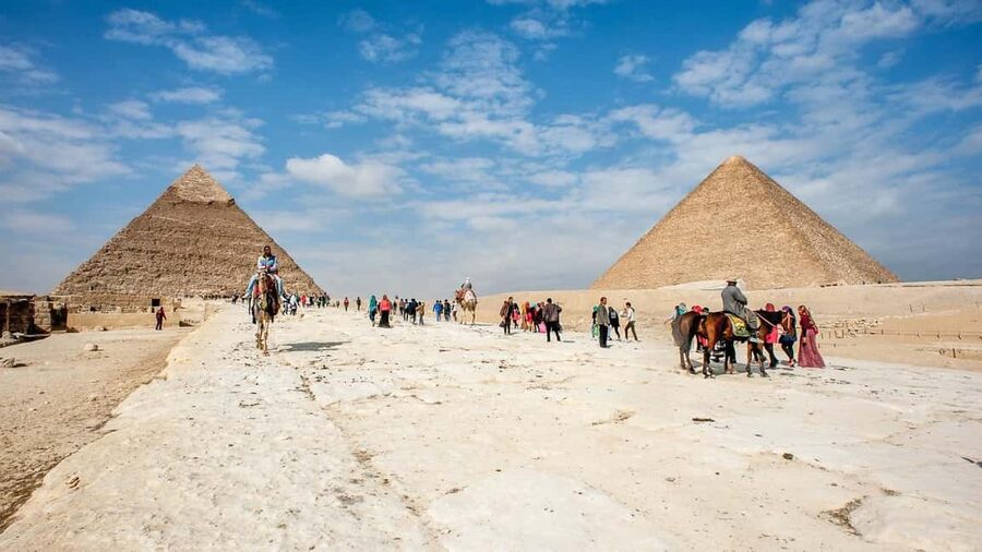Marsa Alam: Ancient Cairo & Giza Pyramids Day Trip by Plane - Giza, Cheops, Chephren, and Mykerinus