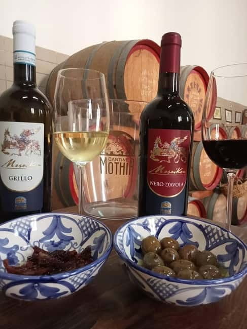 Marsala: Historic winery tour with wine tasting - Four wines, Sicilian food, and a practical tasting