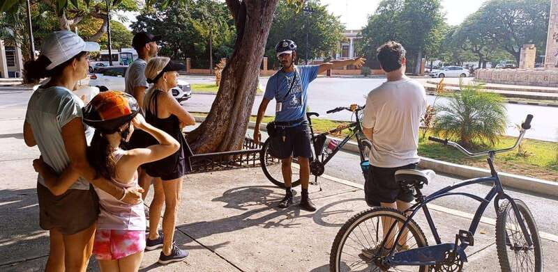 Mérida: Montejo Boulevard and Historic Center bike tour - Why a bike is the right way to see Mérida