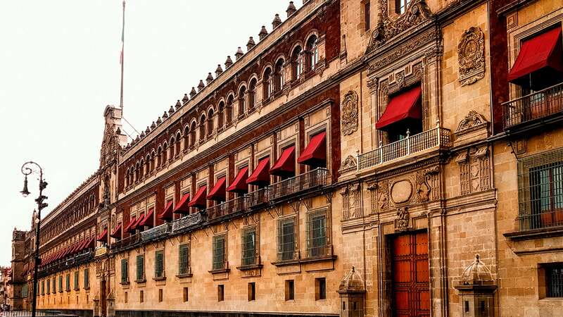 Mexico City: Historic Downtown Walking Tour - Mexican sweet bread at the traditional bakery