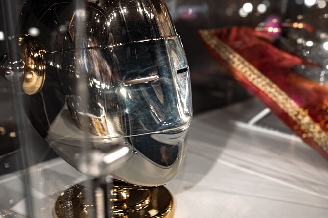 Michael Jackson History Exhibition Ticket - Life-size statues and a world built for photographs