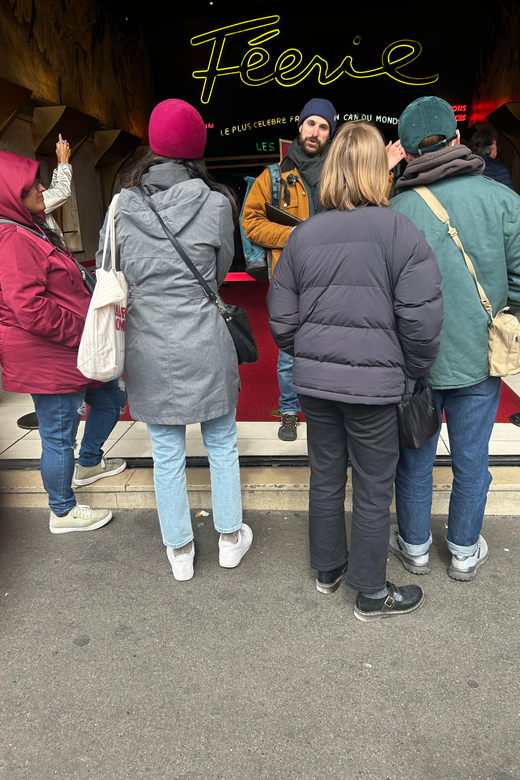 Montmartre Walking Tour: A Journey Through Art and History - Windmills, viewpoints, and La Maison Rose