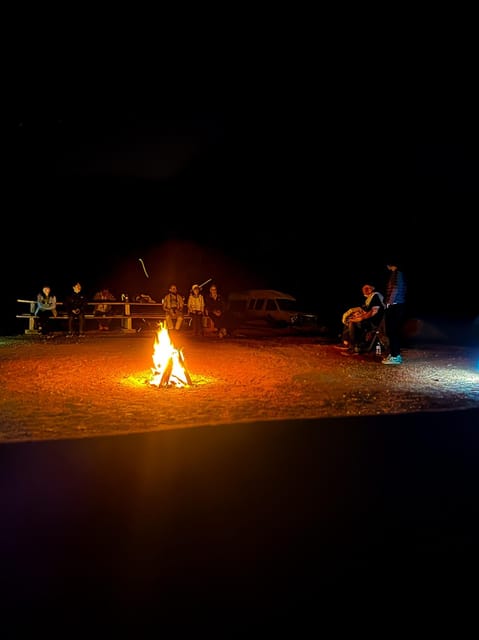 Monument Valley: Cultural Tour with Dinner and Entertainment - Music, dancing, and stories around the campfire