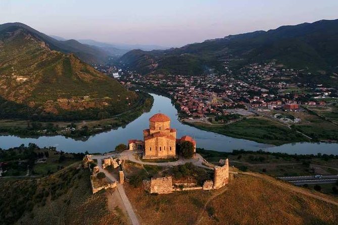 Mtskheta, Jvari, gori, uflistsikhe, history and panorama (group tours) - Jvari Monastery and the view over two rivers