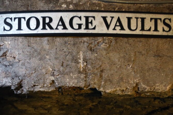 Multi-Sensory Small-Group Historic Vaults Tour in Edinburgh - The darker stories beneath South Bridge