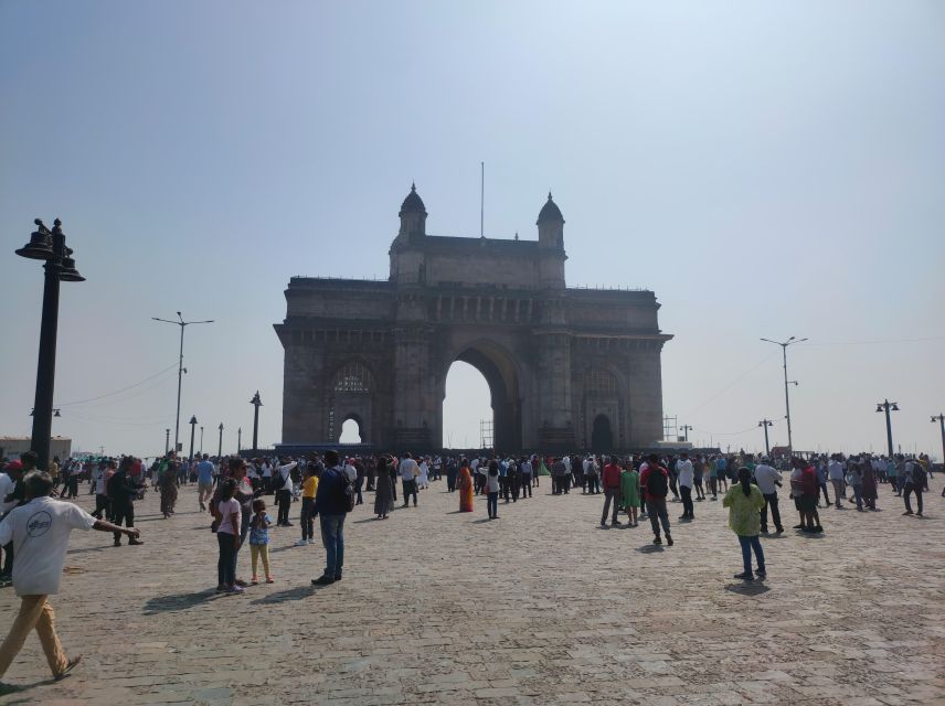 Mumbai: South Mumbai Heritage Walking Guided Tour - Ending at the Gateway of India