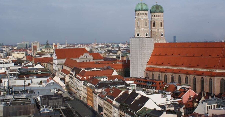 Munich: Nazi History 2-Hour Small Group Walking Tour - Key points at a glance