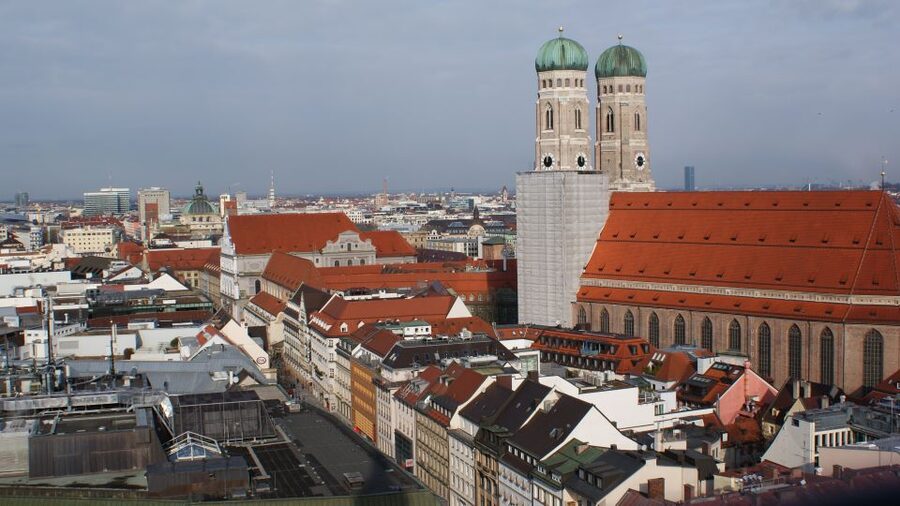 Munich: Nazi History 2-Hour Small Group Walking Tour - Why this tour matters in Munich