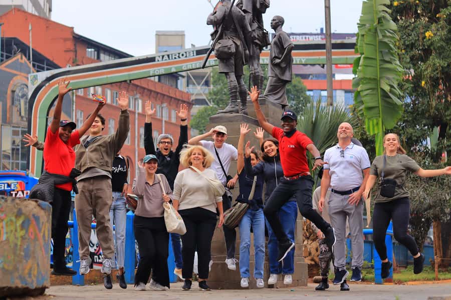 Nairobi: Historic and Modern Highlights Walking Tour - Jamia Mosque, McMillan Library, and the city’s layers