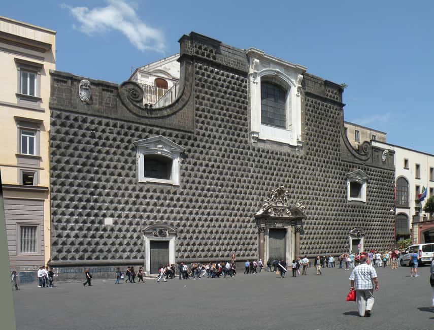 Naples: Historic Center Tour & Veiled Christ Entry Tickets - Piazza del Gesù Nuovo and the Obelisk of San Domenico
