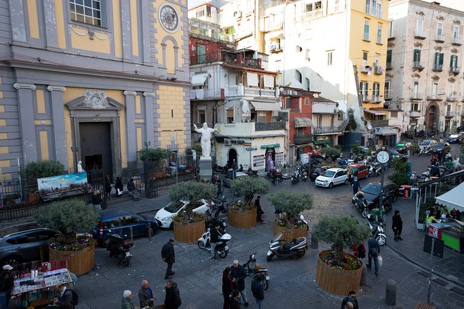 Naples Spanish Quarters Walking Tour Street Art, Folklore & Sweet - How difficult is the walk?