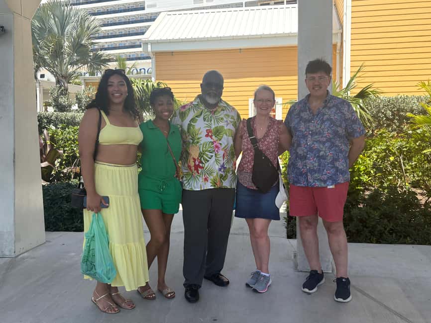 Nassau: Historic City Tour with Drink and Food Tasting - Rum cake, chocolate, and the sweeter side of Nassau