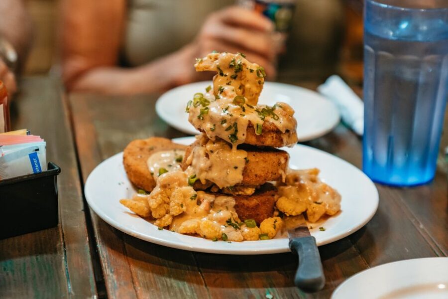 New Orleans: Garden District Food, Drinks & History Tour - Reading the Garden District in 20 minutes