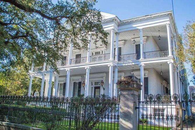 New Orleans Garden District History Walking Tour - Lafayette Cemetery No. 1 from outside the gates