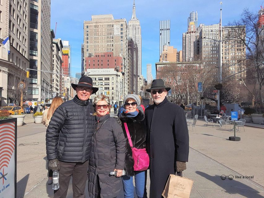 New York City: Flatiron Food, History, and Architecture Tour - Zucker’s Bagels and a New York classic