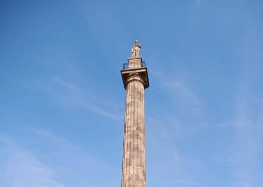 Newcastle: History and Highlights Guided Walking Tour - Newcastle Castle and the final view of the Tyne