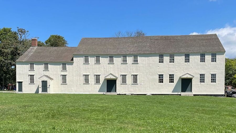 Newport: Colonial History Walking Tour - Starting inside the 1739 Old Colony House