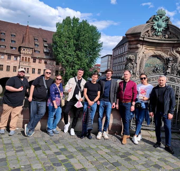 Nuremberg:Complete Tour! Castle/Old Town/World War history - Hauptmarkt and three important churches