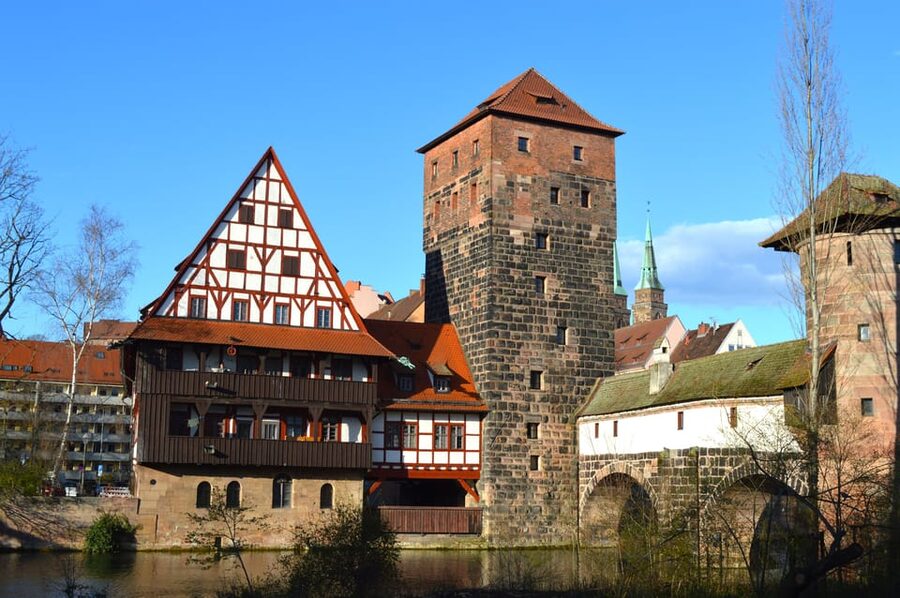 Nürnberg: Mörder, Fälscher, Messerstecher - Fleischbrücke and medieval corporal punishment
