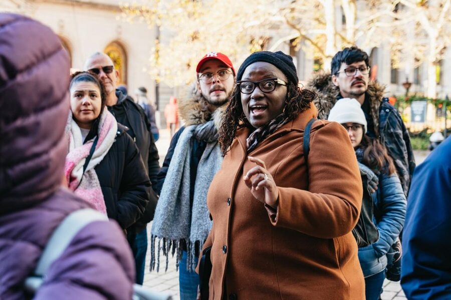 NYC: History of Slavery & Underground Railroad Walking Tour - Seeing Wall Street beyond money and markets