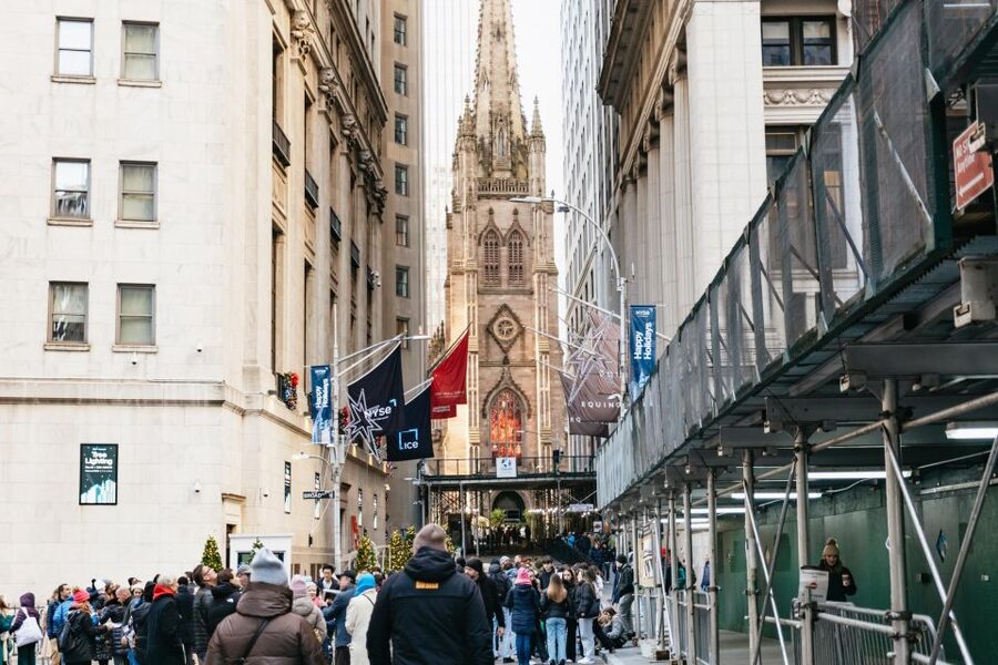 NYC: History of Slavery & Underground Railroad Walking Tour - Fraunces Tavern and the city’s layered past