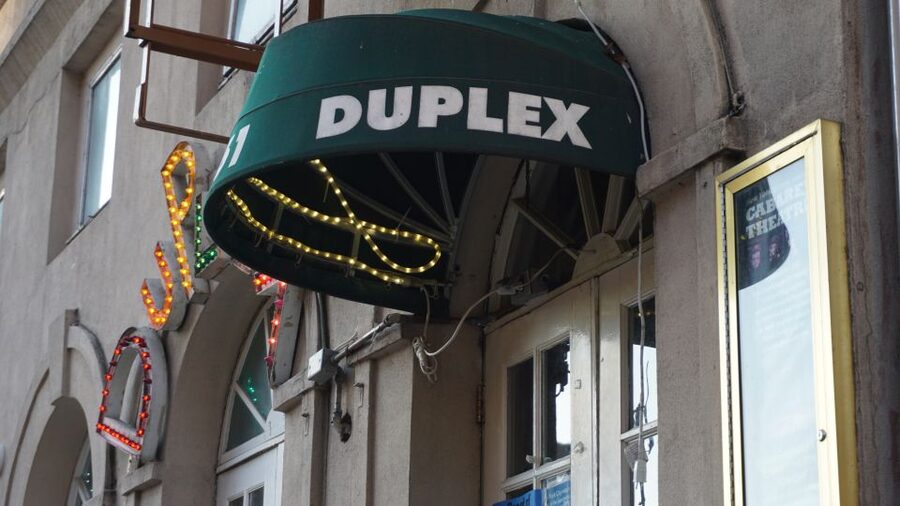 NYC: New York City History of Stand-Up Comedy Tour - Key points at a glance