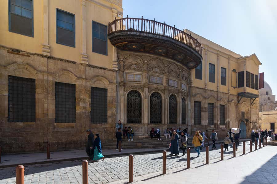 Old Cairo Guided Walk Tour: History, Culture & Street Bites - Walking El Moez Street