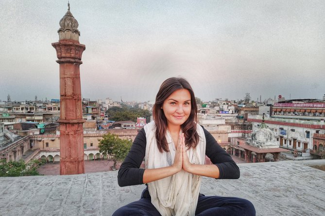 Old Delhi Food-Spice Market-Temples Tour Soon Featured on NETFLIX - A Jain temple and Old Delhi’s religious mix