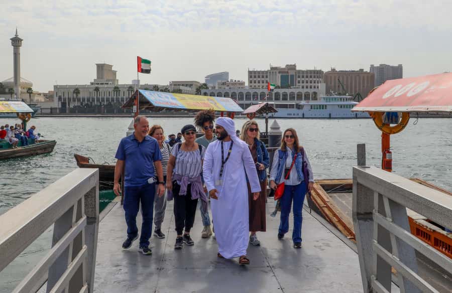 Old Dubai Historic Guided Tour: Creek, Street Food & Souks - Spices, bargaining, and the Gold Souk