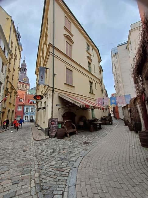 Old Riga in Italian: History&Legends - Medieval Riga at the cathedral and Three Brothers