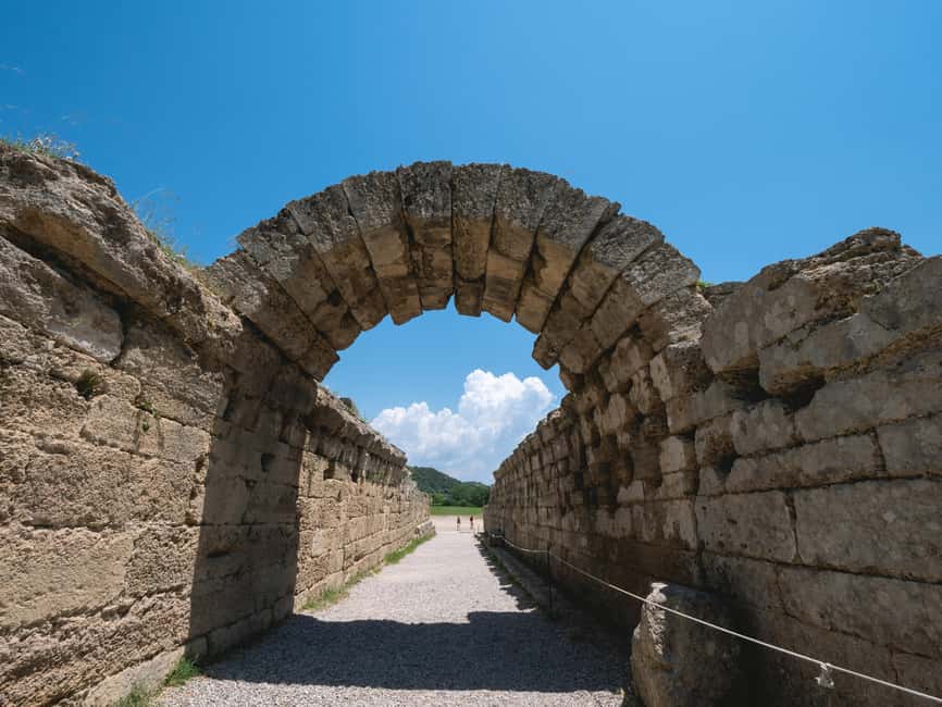 Olympia's Ancient Site and Museum Private Walking Tour - The Temple of Zeus and Olympia’s religious side