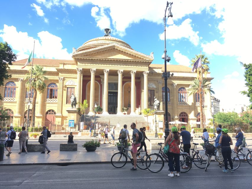 Palermo: Historic Center Guided Bike Tour with Food Tasting - Fontana Pretoria and Palermo’s grand center