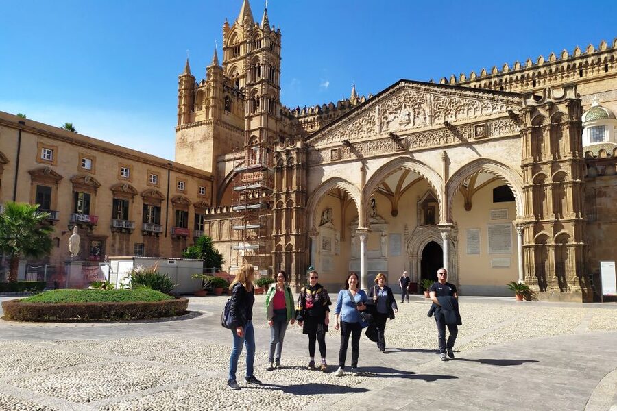 Palermo: Walking Tour of Historic Markets and Monuments - Starting near Feltrinelli in central Palermo