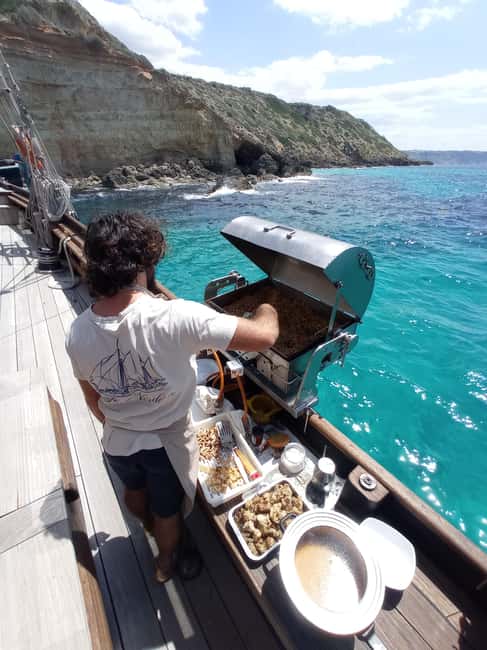 Palma de Mallorca: Wooden Sailboat; Food, Views & History - What the Crew Adds to the Experience