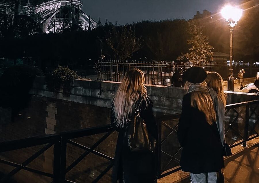 Paris: Dark History and Ghostly Guided Walking Tour - Starting at the old execution site near Notre Dame
