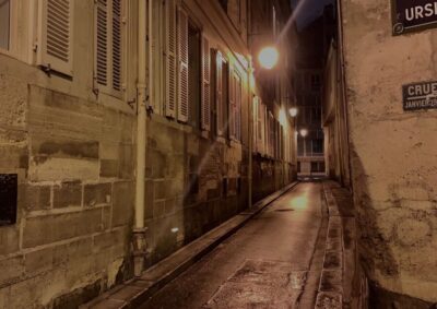 Dark History and Ghostly Guided Walking Tour