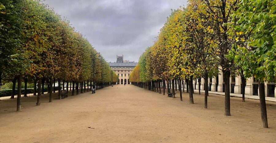 Paris: Fashion History Walking Tour in the Heart of Paris - Why this Paris fashion walk is different