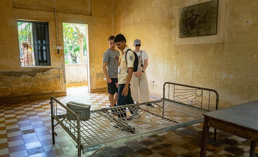 Phnom Penh Historical Sites Tour by Tuk Tuk - Why this half-day route works