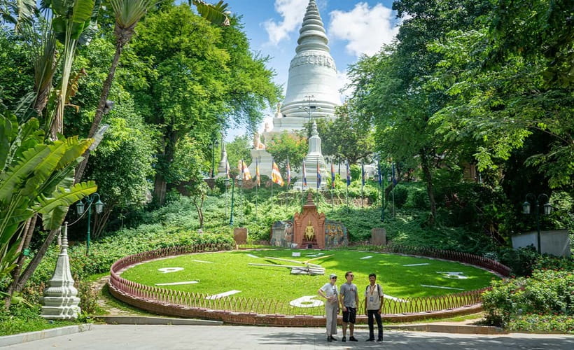 Phnom Penh Historical Sites Tour by Tuk Tuk - Who will enjoy this tour most
